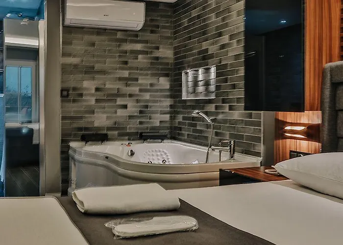 Marin Butik Кешме